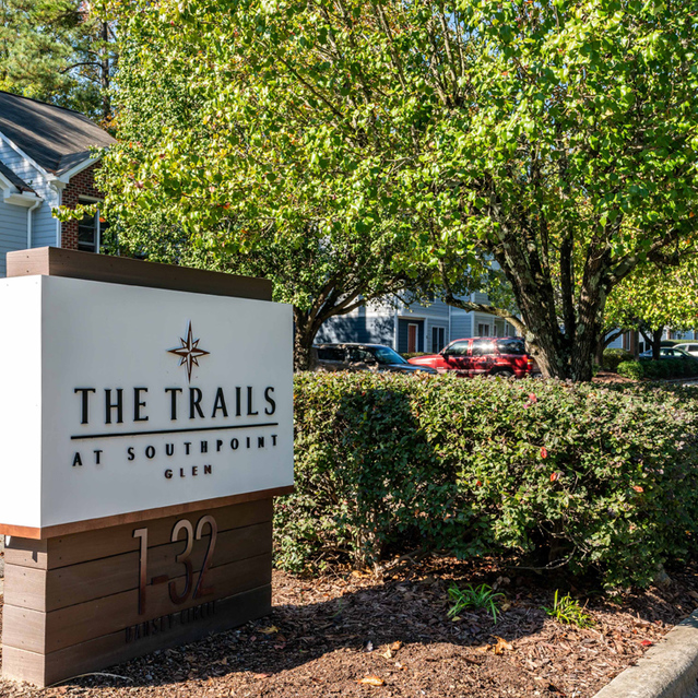  Trails at Southpoint Glen - Welcome Sign